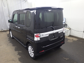 DAIHATSU TANTO 2009