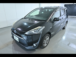 TOYOTA SIENTA 2015