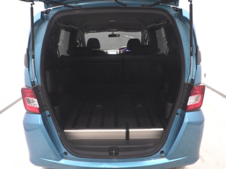 HONDA FREED 2010