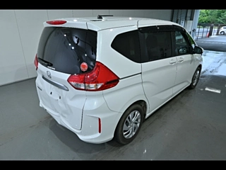 HONDA FREED 2022