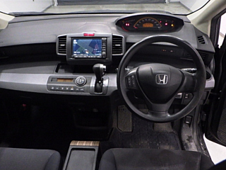 HONDA FREED 2009
