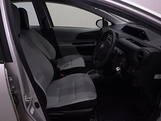 TOYOTA AQUA 2012