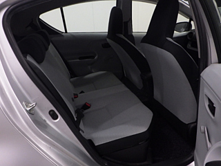 TOYOTA AQUA 2012