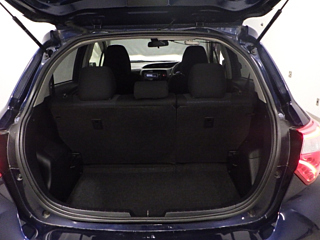 TOYOTA VITZ 2018