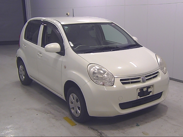 TOYOTA PASSO 2010