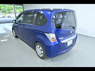 HONDA FREED 2013