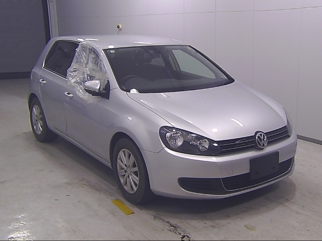 VOLKSWAGEN GOLF 2012