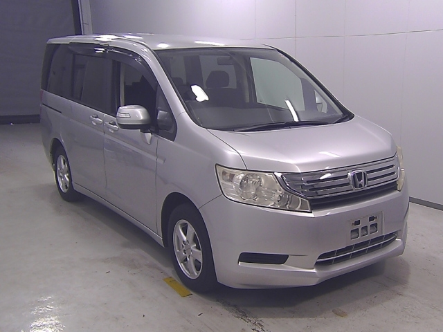 HONDA STEP WAGON 2010