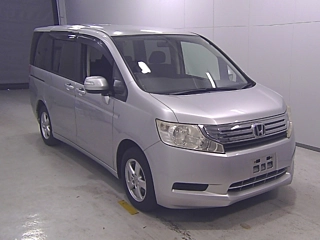 HONDA STEP WAGON 2010