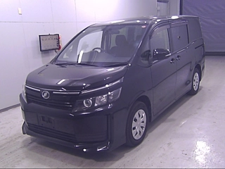 TOYOTA VOXY 2014