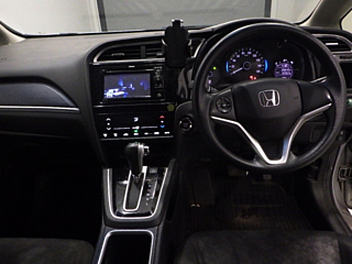 HONDA SHUTTLE 2016
