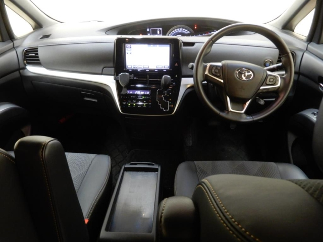 TOYOTA ESTIMA 2016