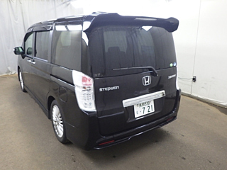 HONDA STEP WAGON 2011