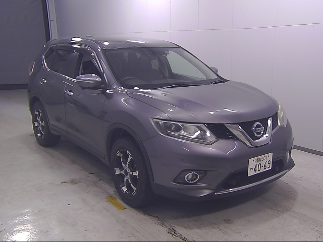 NISSAN X-TRAIL 2015