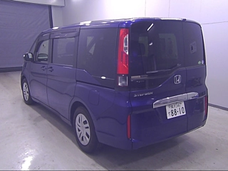 HONDA STEP WAGON 2015