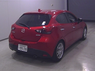MAZDA DEMIO 2017