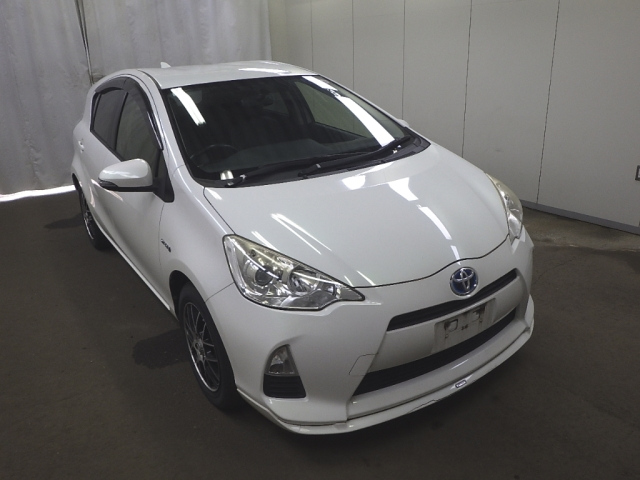 TOYOTA AQUA 2014