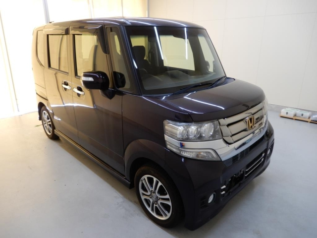 HONDA N BOX 2016