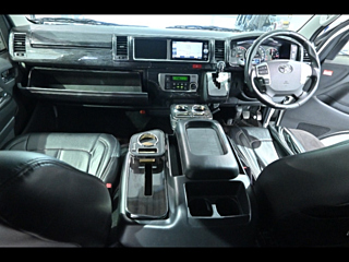TOYOTA HIACE 2016
