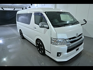 TOYOTA HIACE 2016