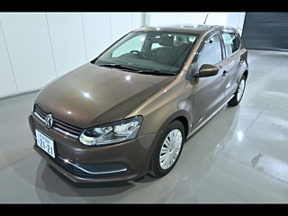 VOLKSWAGEN POLO 2015
