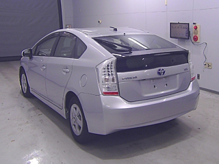 TOYOTA PRIUS 2010