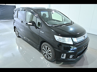 HONDA FREED 2015