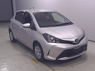 TOYOTA VITZ 2016