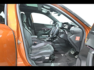 PEUGEOT 2008 2020
