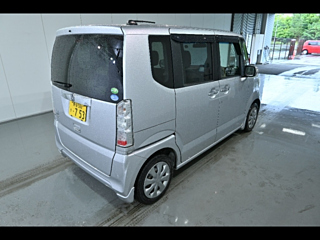 HONDA N BOX 2015