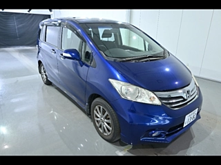 HONDA FREED 2013