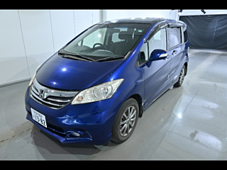 HONDA FREED 2013