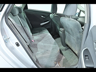 TOYOTA PRIUS 2011