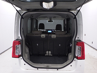 DAIHATSU TANTO 2016