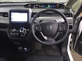 HONDA FREED 2018