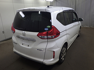 HONDA FREED 2018