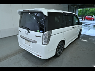 HONDA STEP WAGON 2014