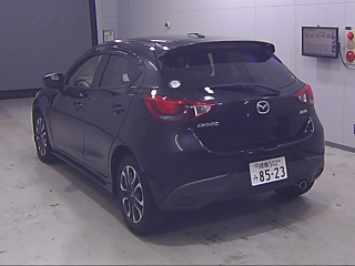 MAZDA DEMIO 2015