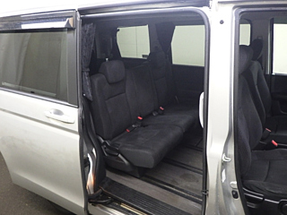 HONDA STEP WAGON 2010
