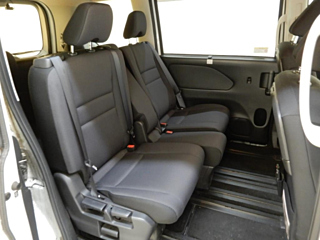 NISSAN SERENA 2018