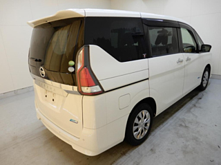 NISSAN SERENA 2018
