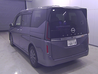 NISSAN SERENA 2023