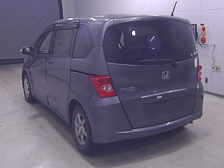 HONDA FREED 2010