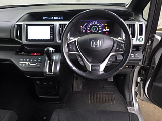 HONDA STEP WAGON 2012