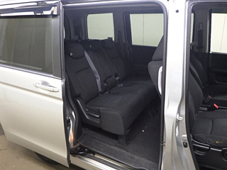 HONDA STEP WAGON 2012