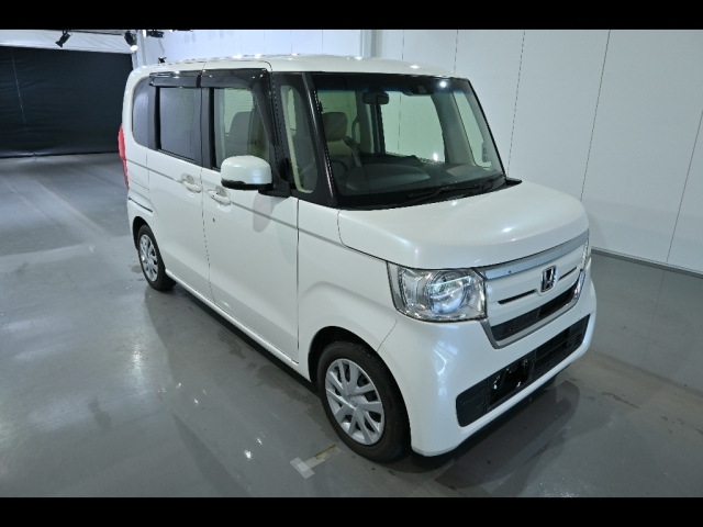 HONDA N BOX 2017