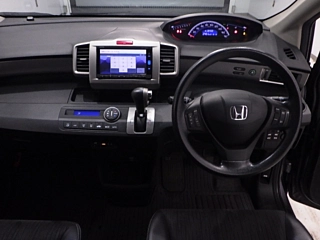 HONDA FREED 2016