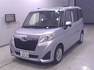 TOYOTA ROOMY 2018