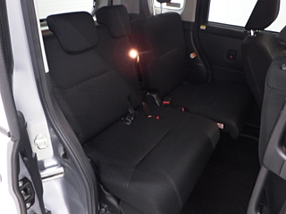 TOYOTA ROOMY 2018