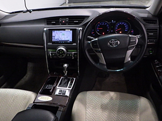 TOYOTA MARK X 2011